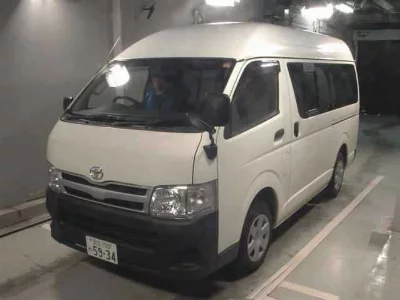 TOYOTA HIACE VAN