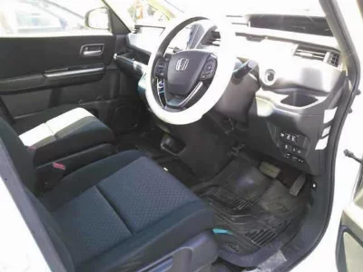 HONDA FREED+