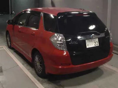 HONDA FIT SHUTTLE