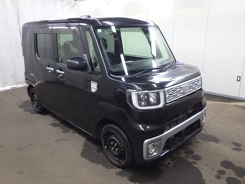 Daihatsu Wake 2015