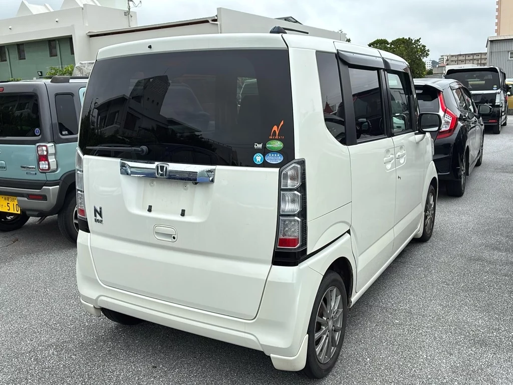 Honda N-Box  с аукциона в Японии