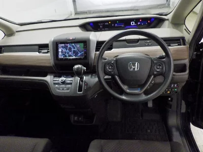 HONDA FREED+