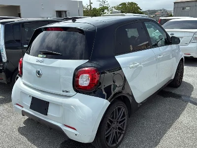 SMART FOURFOUR