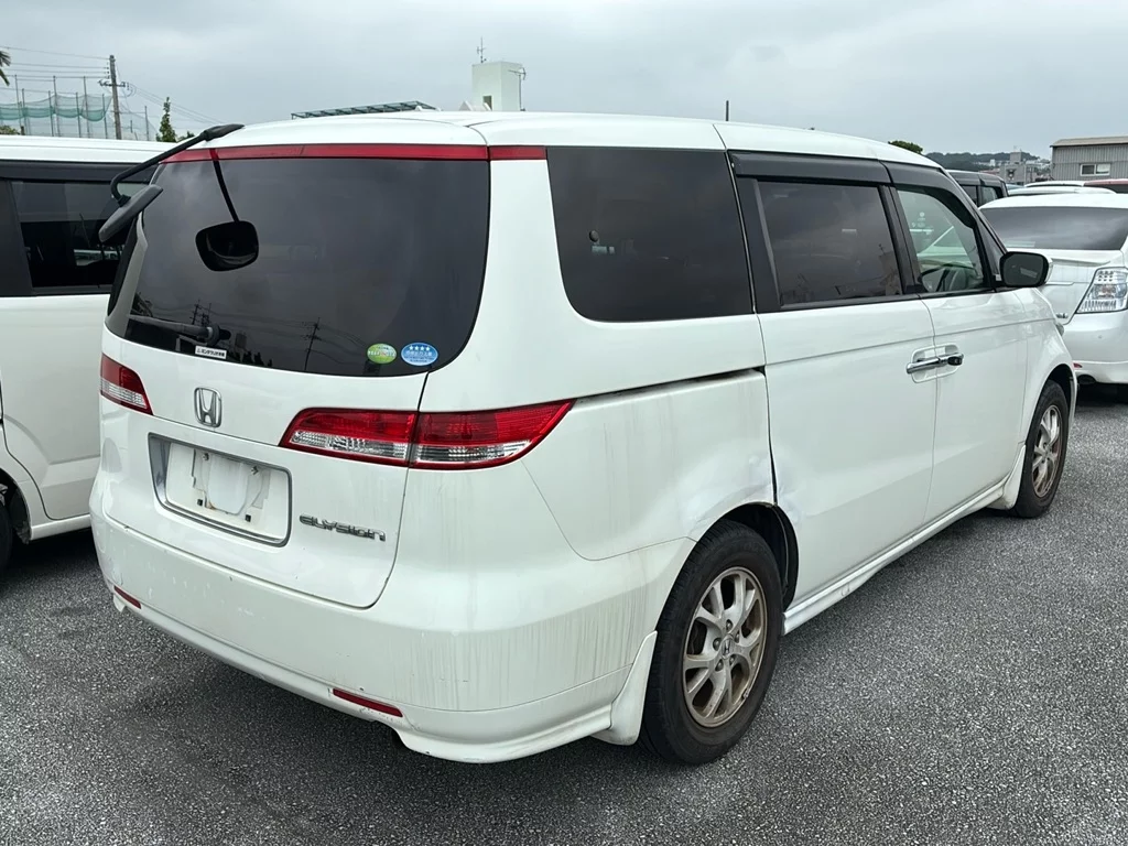 Honda Elysion  с аукциона в Японии