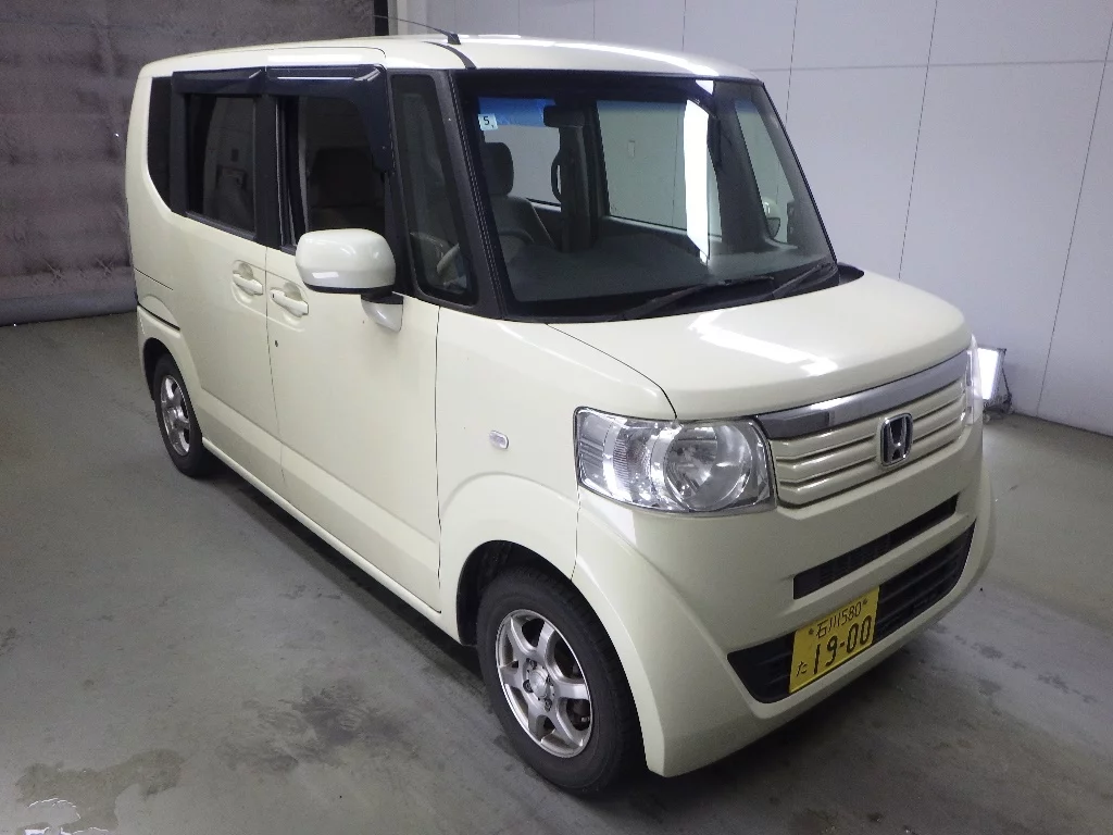 Honda N-Box  с аукциона в Японии