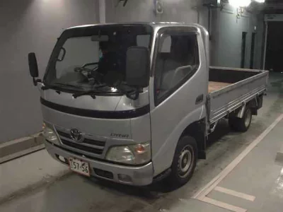 TOYOTA DYNA