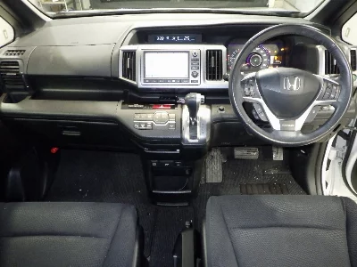 HONDA STEPWGN SPADA