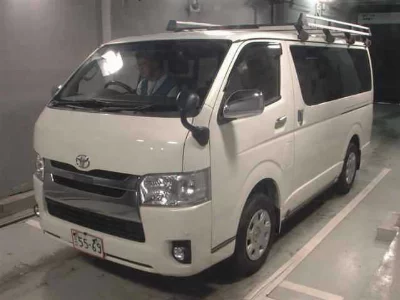 TOYOTA REGIUS VAN