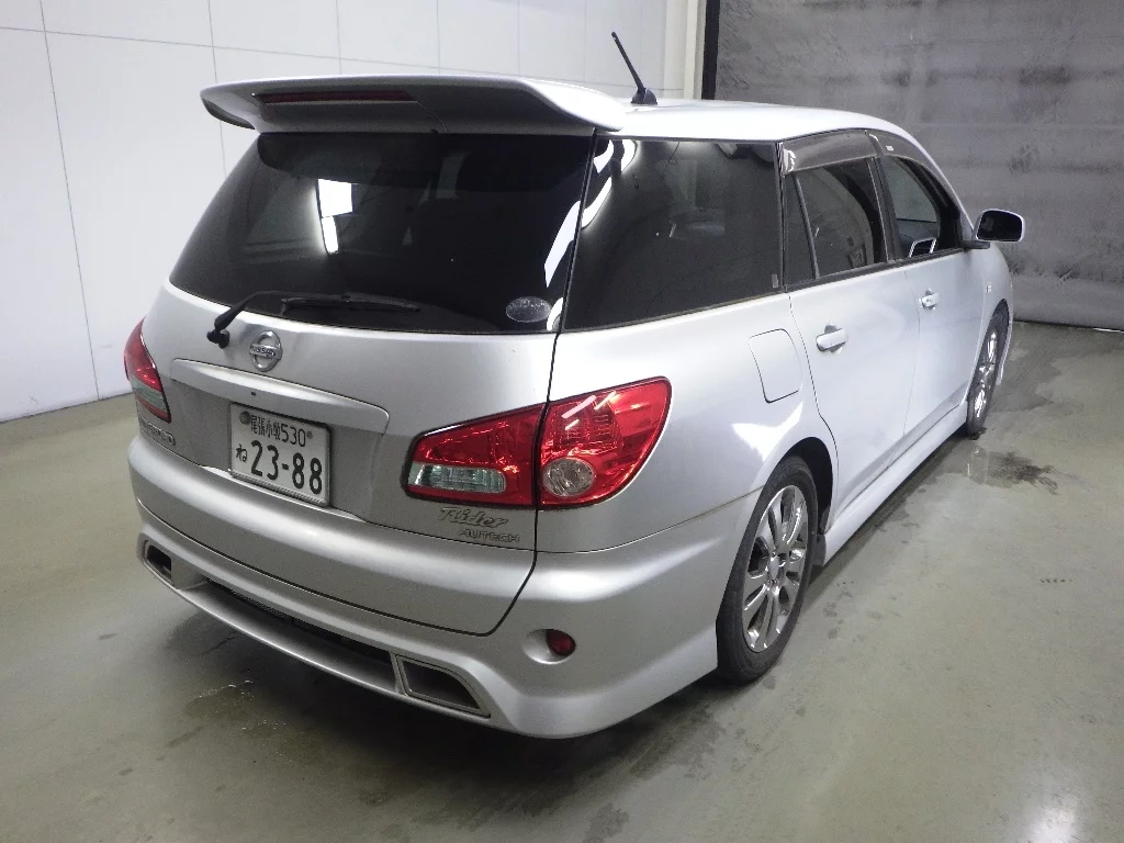 Nissan Wingroad  с аукциона в Японии