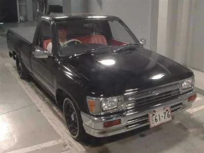 TOYOTA HILUX PICK UP