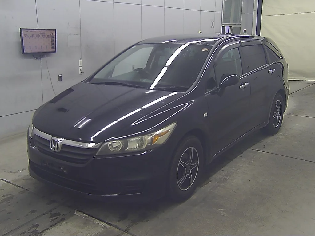Honda Stream  с аукциона в Японии