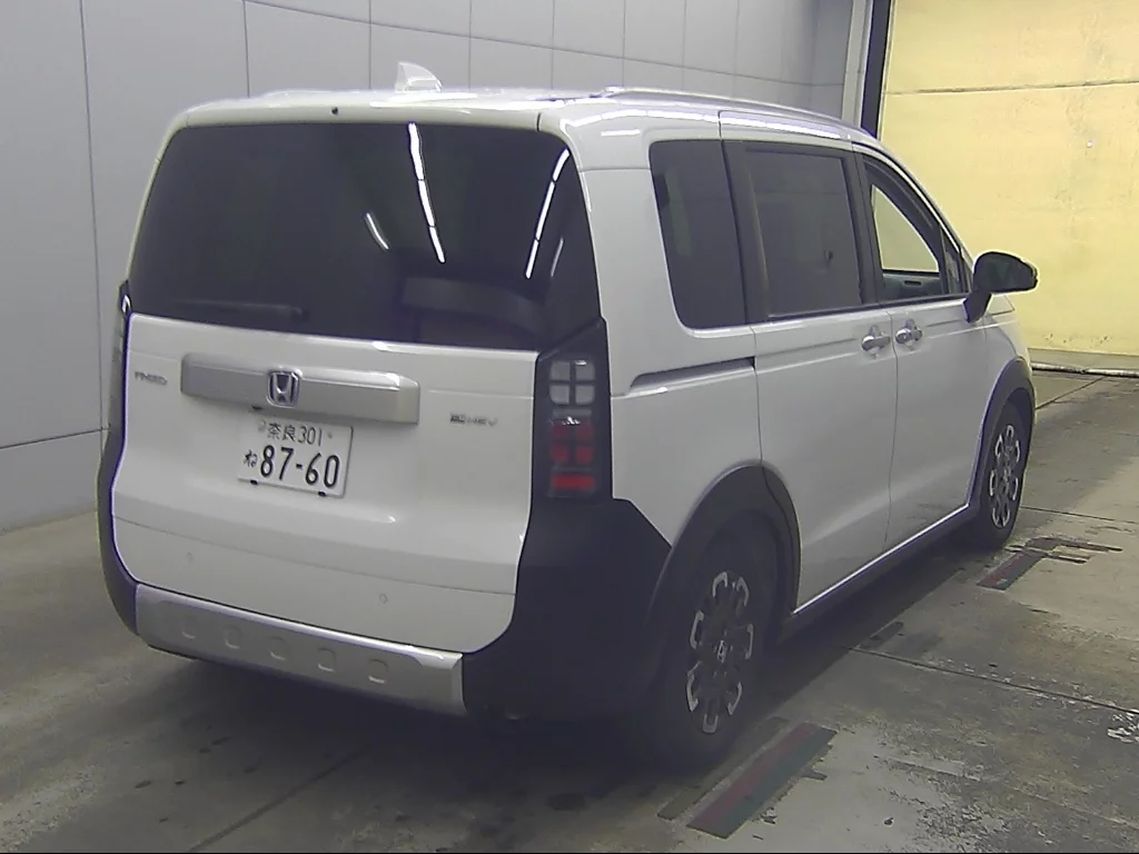 Honda Freed  с аукциона в Японии