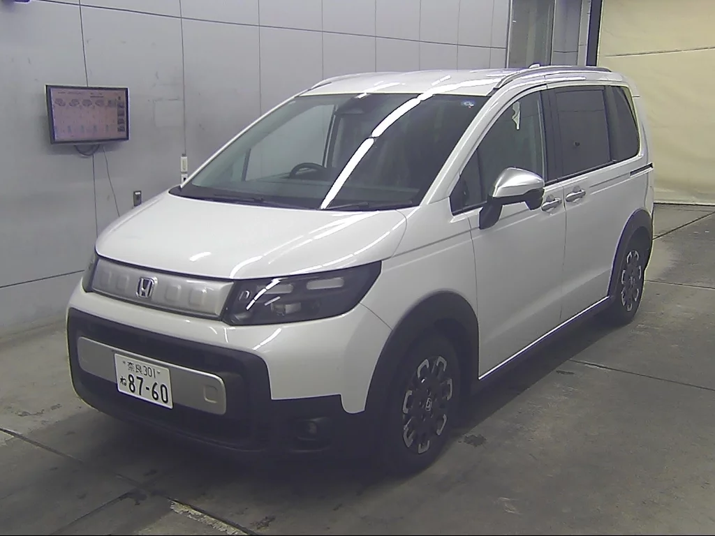Honda Freed  с аукциона в Японии