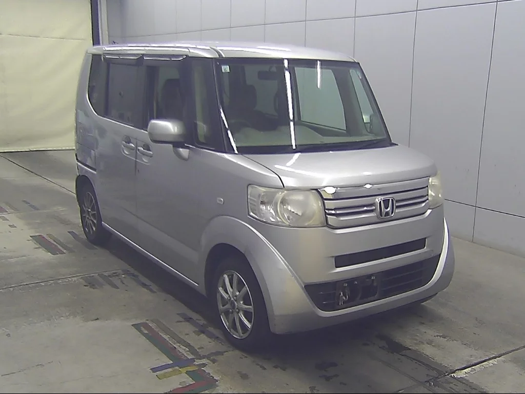 Honda N-Box  с аукциона в Японии