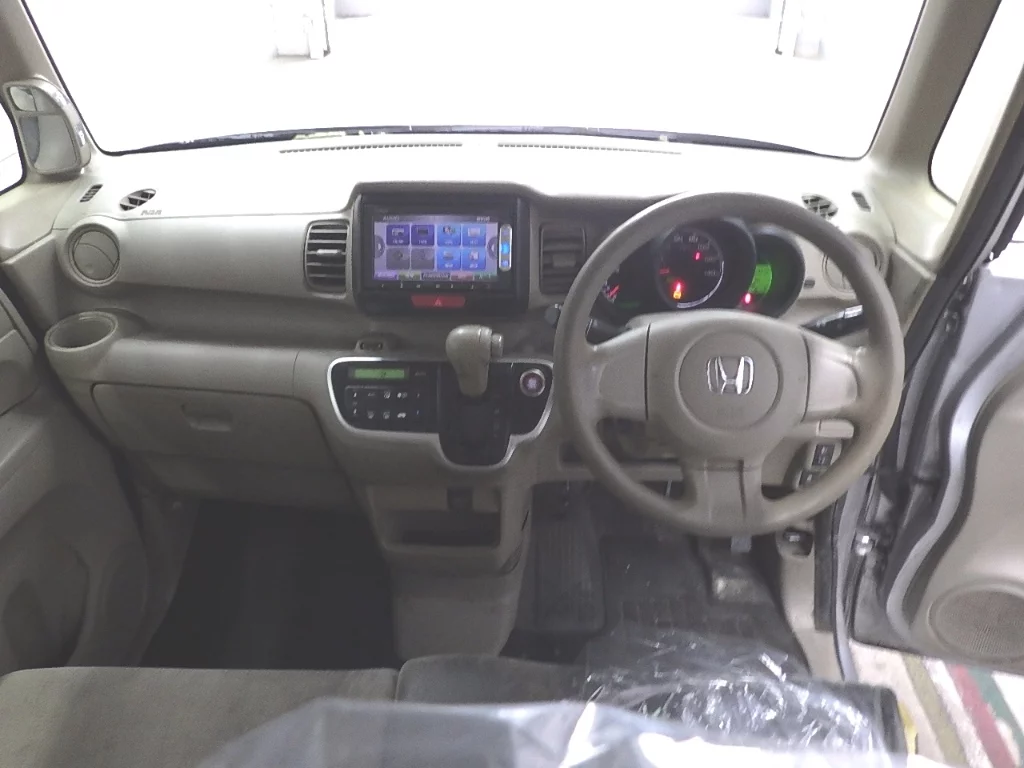 Honda N-Box  с аукциона в Японии