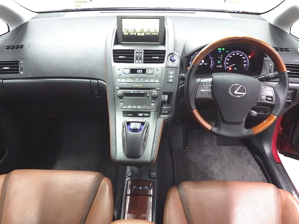 Lexus HS250h  с аукциона в Японии