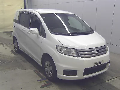 Honda Freed Spike
