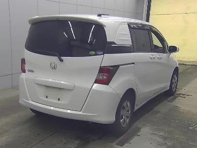 Honda Freed Spike