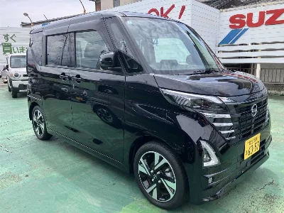 NISSAN ROOX