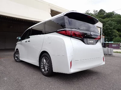 TOYOTA ALPHARD