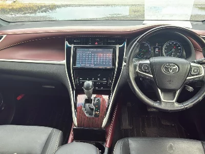 TOYOTA HARRIER HYBRID