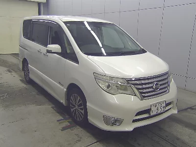 NISSAN SERENA