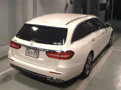 MERCEDES BENZ E CLASS
