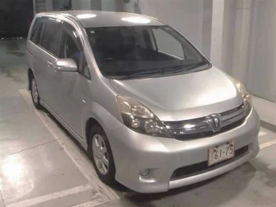 TOYOTA ISIS