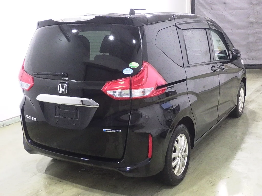 Honda Freed  с аукциона в Японии