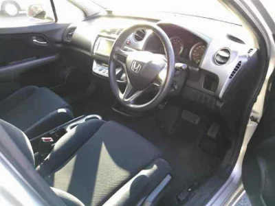 Honda Freed Spike