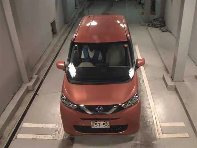 Nissan Dayz  с аукциона в Японии