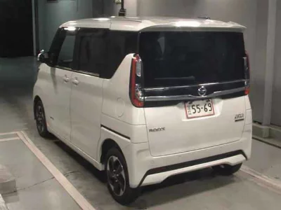 NISSAN ROOX