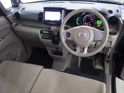 HONDA N BOX +