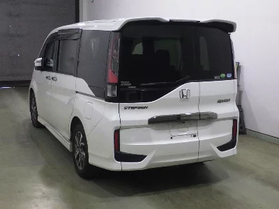HONDA STEPWGN SPADA