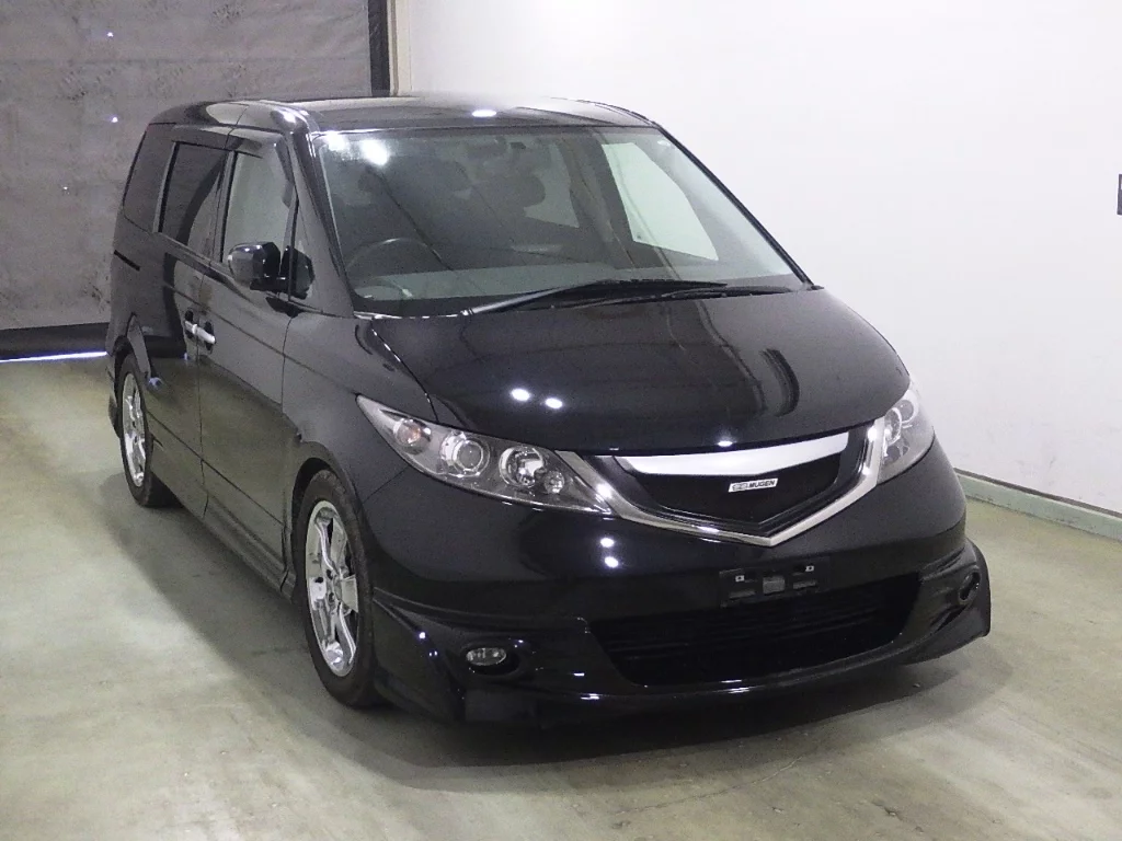 Honda Elysion  с аукциона в Японии