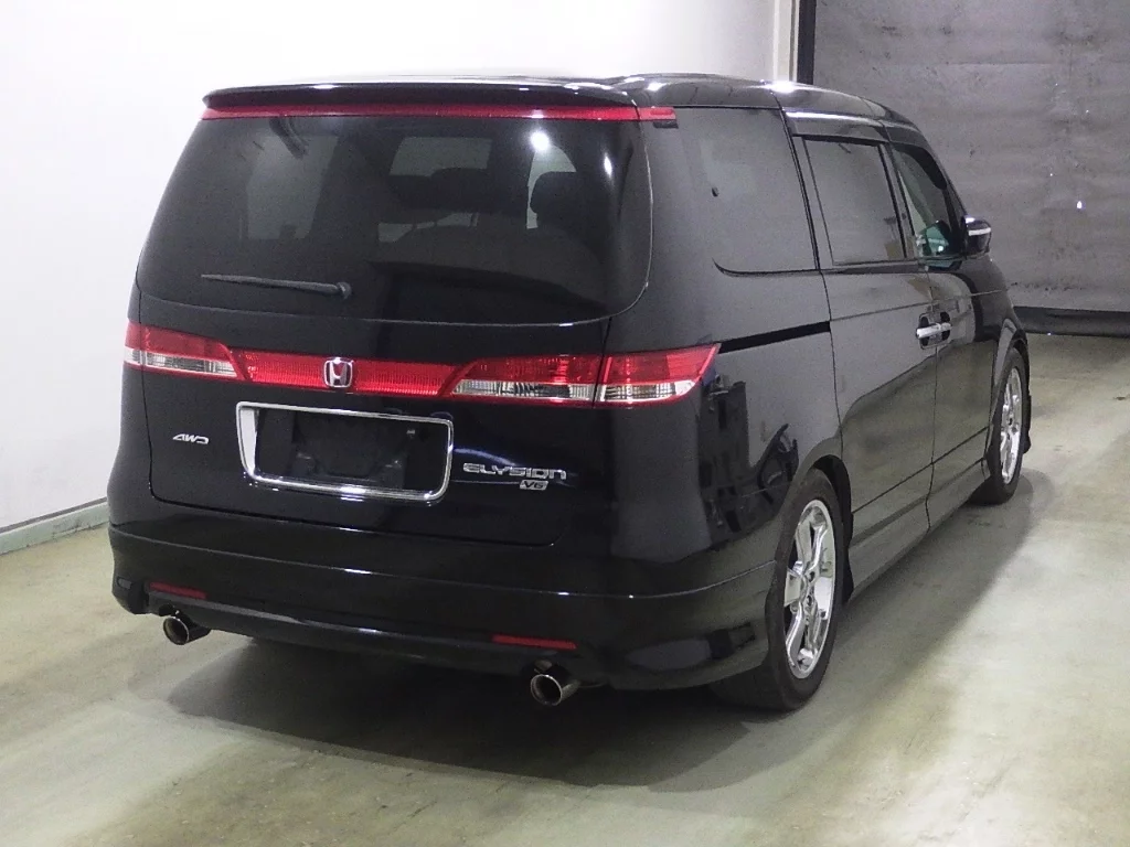 Honda Elysion  с аукциона в Японии