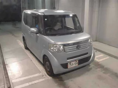 HONDA N BOX +