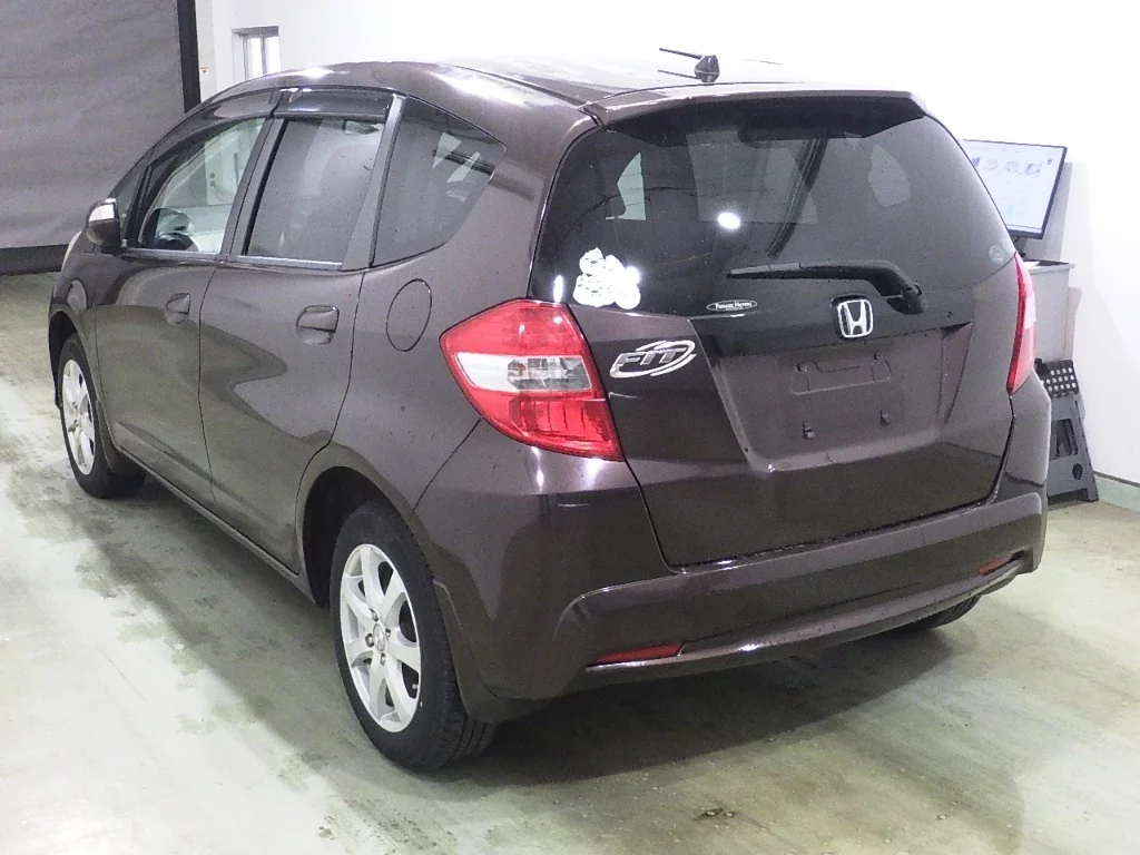 Honda Fit  с аукциона в Японии