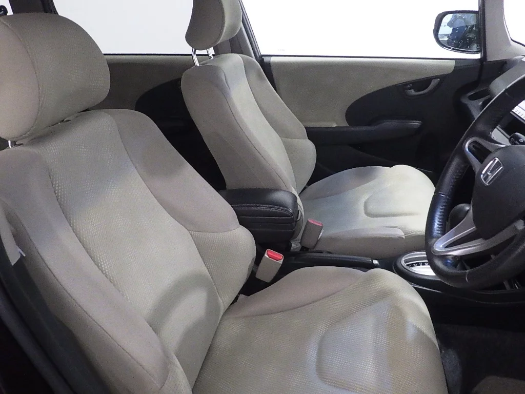 Honda Fit  с аукциона в Японии