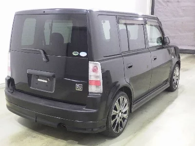 TOYOTA BB