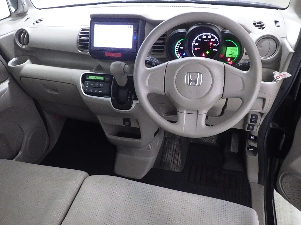 Honda N-Box  с аукциона в Японии