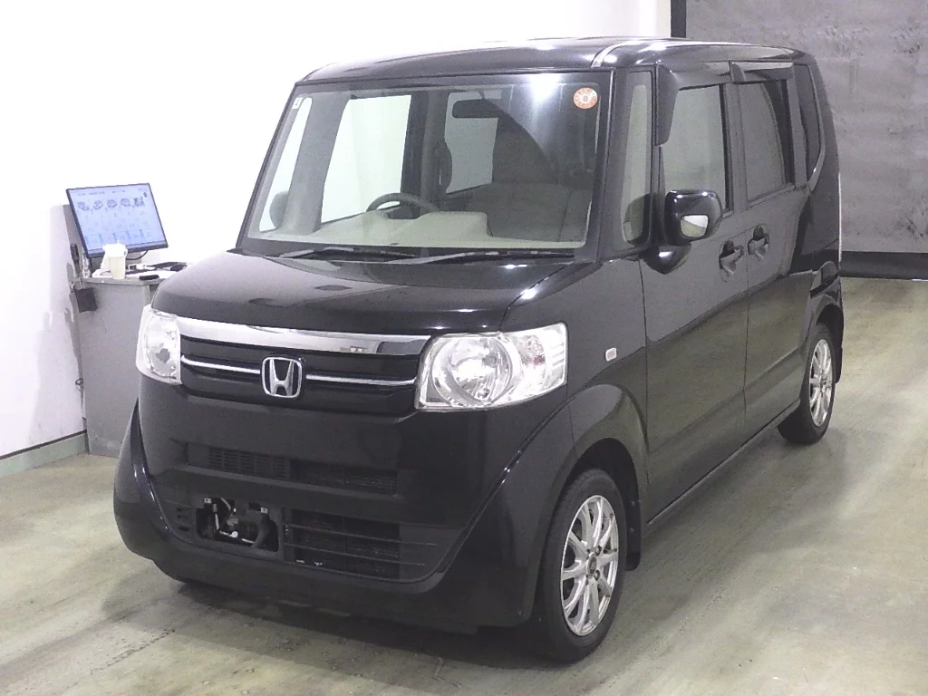 Honda N-Box  с аукциона в Японии