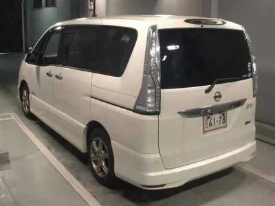 NISSAN SERENA