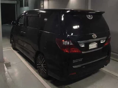 TOYOTA ALPHARD