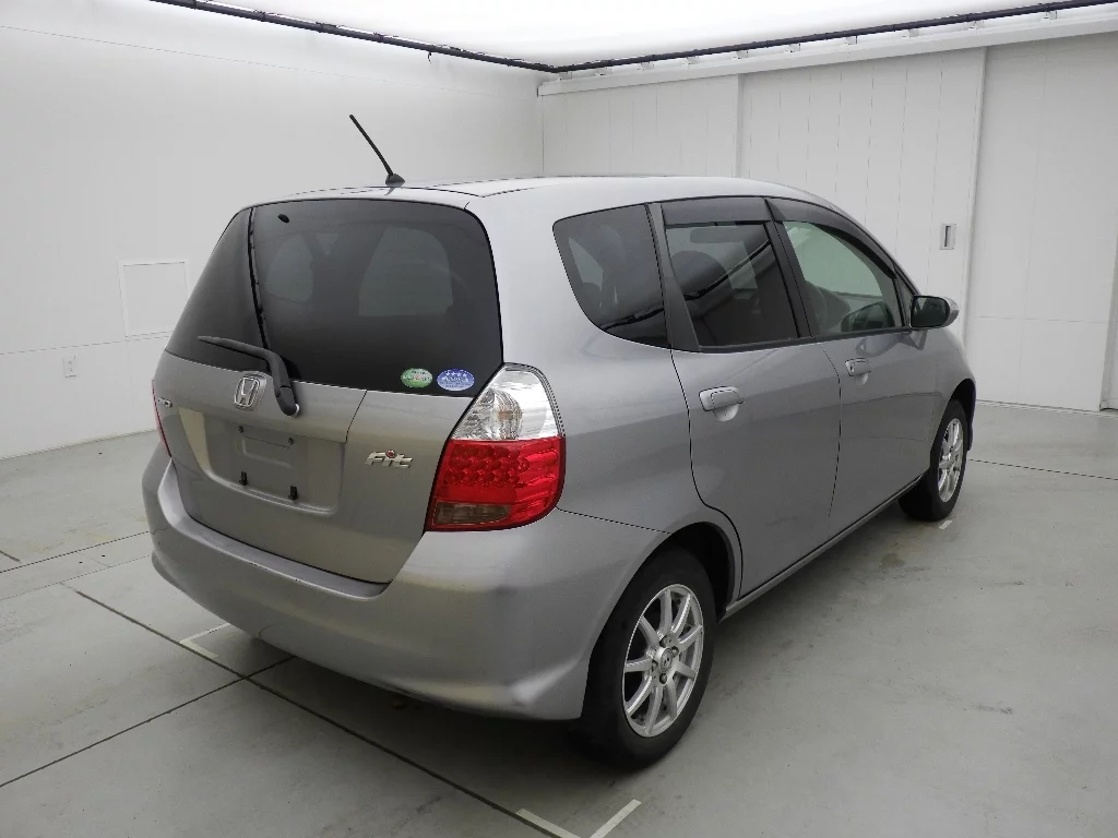Honda Fit  с аукциона в Японии