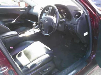 LEXUS IS