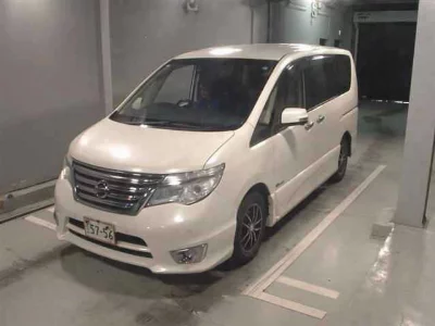 NISSAN SERENA