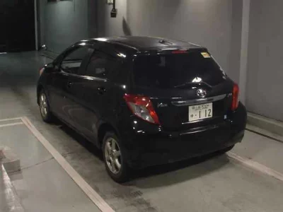 TOYOTA VITZ