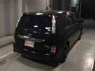 TOYOTA ISIS