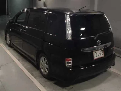 TOYOTA ISIS
